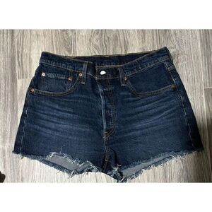 Women's 501 Levi's shorts‎ size 31